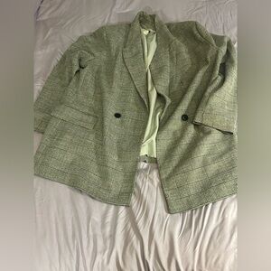 Plaid H&M blazer. Size 1X but runs very large.